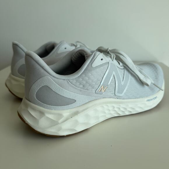 New Balance Fresh Foam Arishi v4 Shoes Womens 10.5 Running Athletic Sneakers - Picture 4 of 10